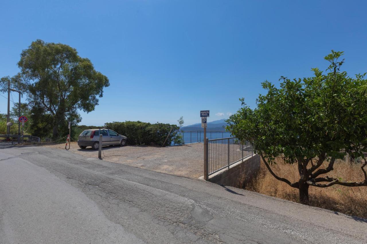 Appartamento Vista Mare Capoliveri Esterno foto
